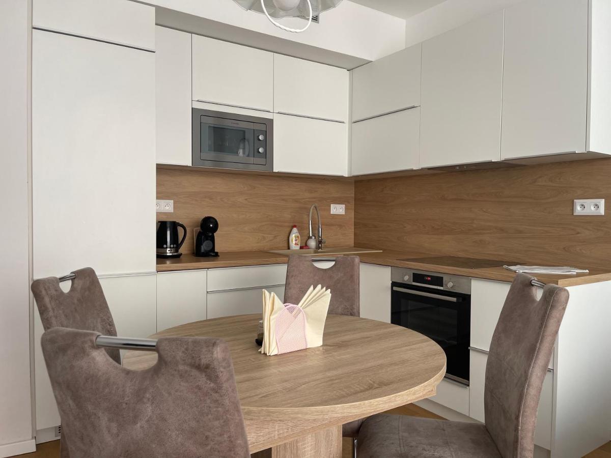ברטיסלאבה Sag Sky Park Residence Free Parking And Wi-Fi מראה חיצוני תמונה